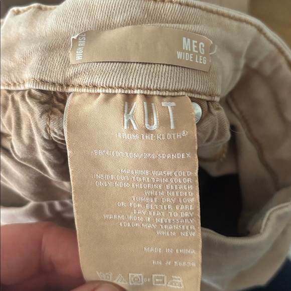 KUT From The Kloth Meg Wide Leg Jeans - Picture 6 of 6